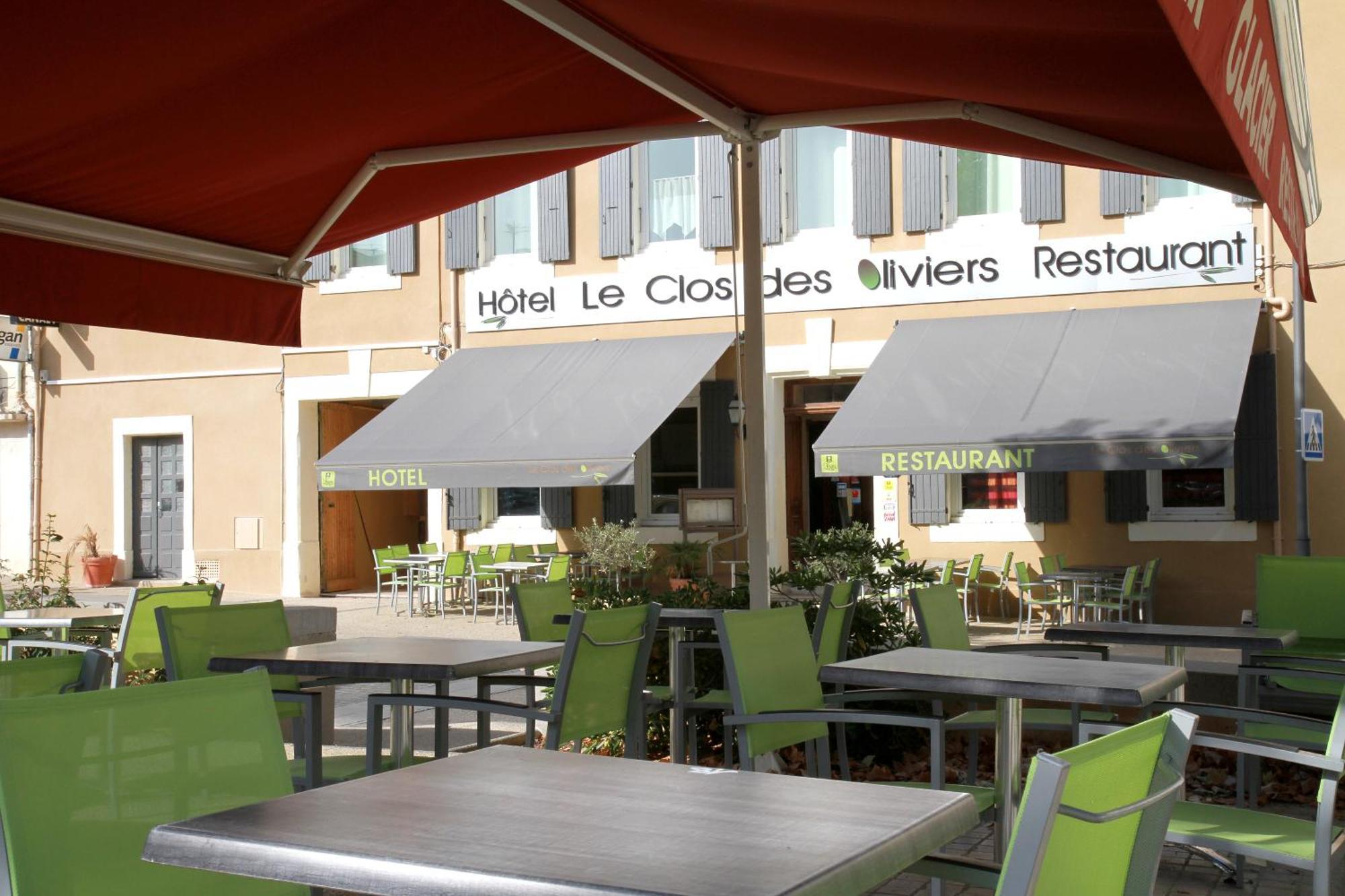 Logis Hotel Le Clos Des Oliviers บูร์ก-แซ็ง-ต็องเดอ็อล ภายนอก รูปภาพ