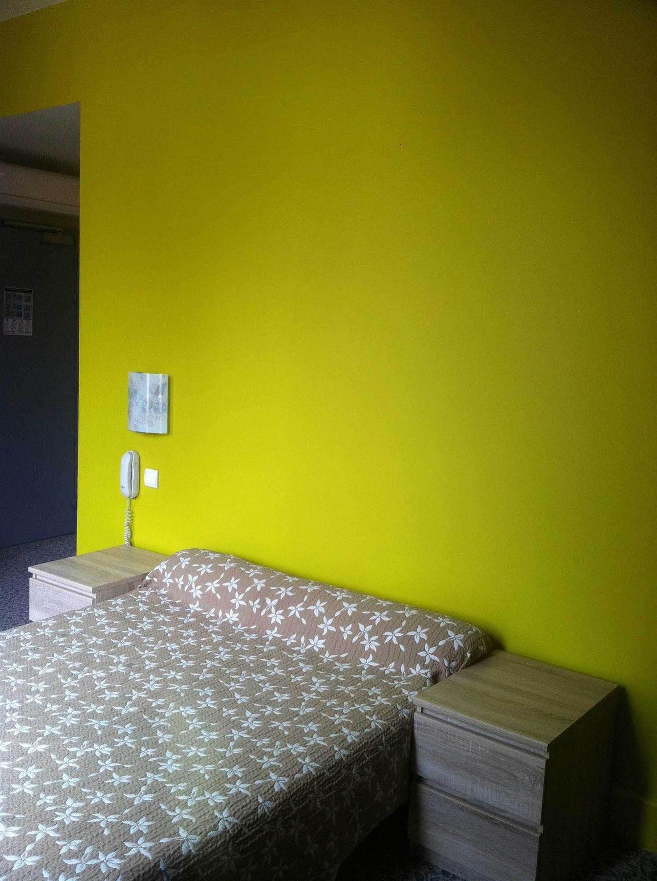 Logis Hotel Le Clos Des Oliviers บูร์ก-แซ็ง-ต็องเดอ็อล ภายนอก รูปภาพ